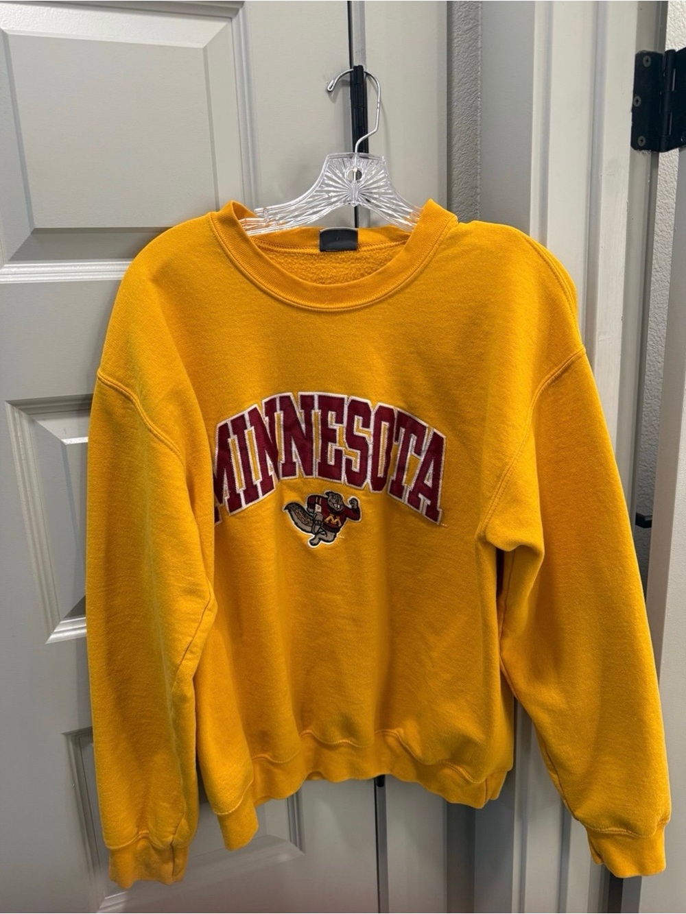 Vintage Minnesota Golden Gophers Men’s Crewneck Sweatshirt